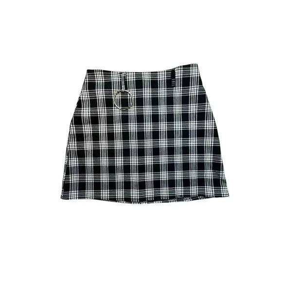 I. Am. Gia. Size Small Mini Skirt‎ with two large rings attached to each side. - Picture 1 of 7